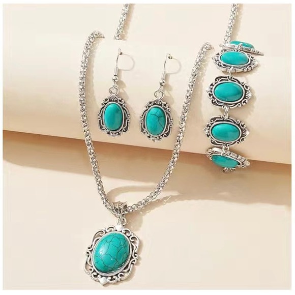 New Jewelry - 3-Piece Vintage Turquoise Bohemian Jewellery Set! Stunning set!